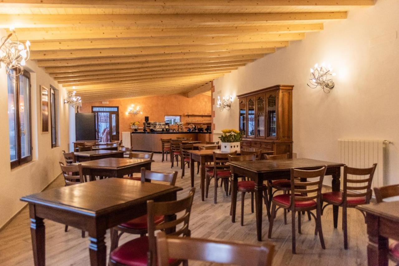 Agriturismo La Fornace Centro Ippico Como Kültér fotó