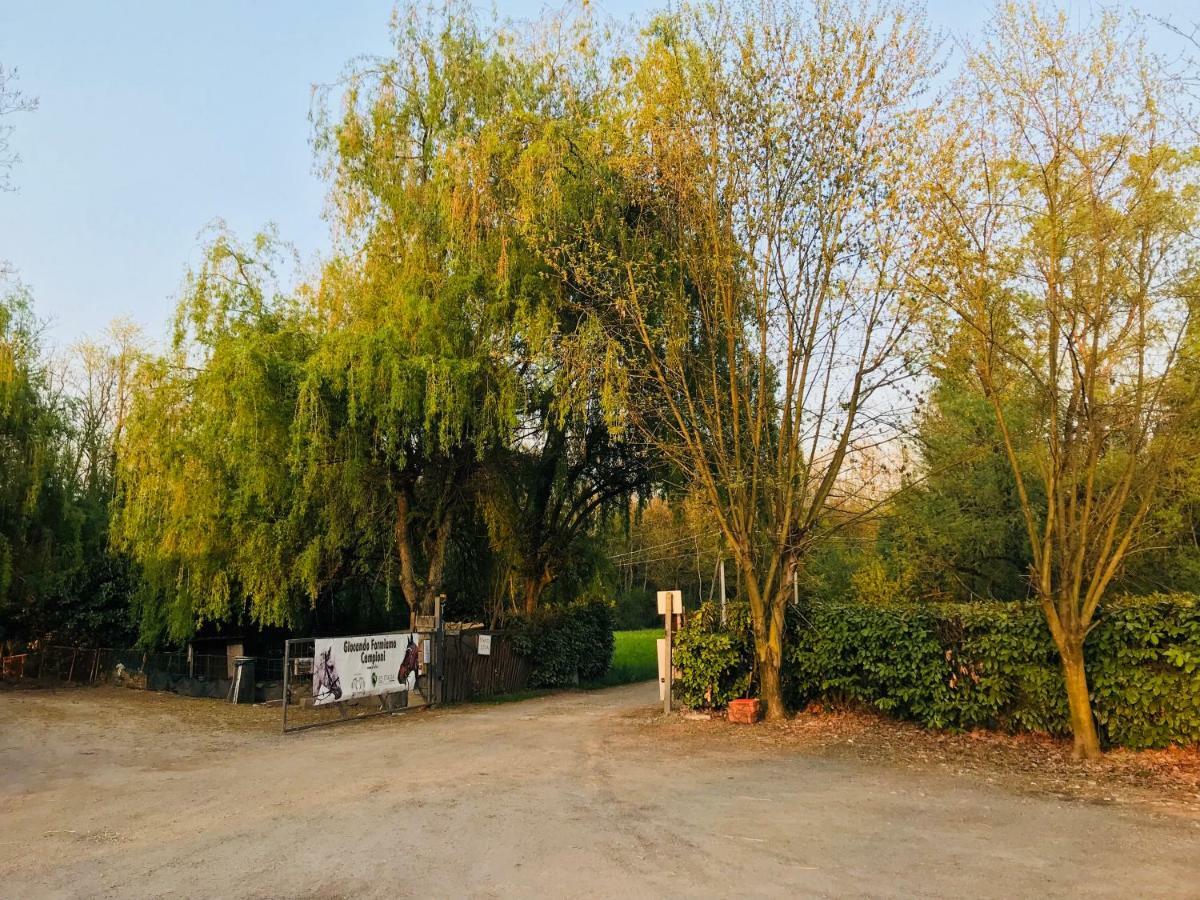 Agriturismo La Fornace Centro Ippico Como Kültér fotó