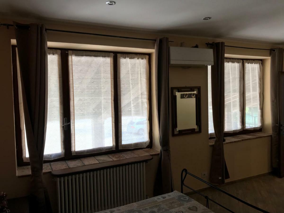 Agriturismo La Fornace Centro Ippico Como Kültér fotó